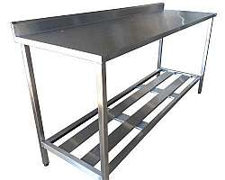 Mesa para cozinha em aço inox